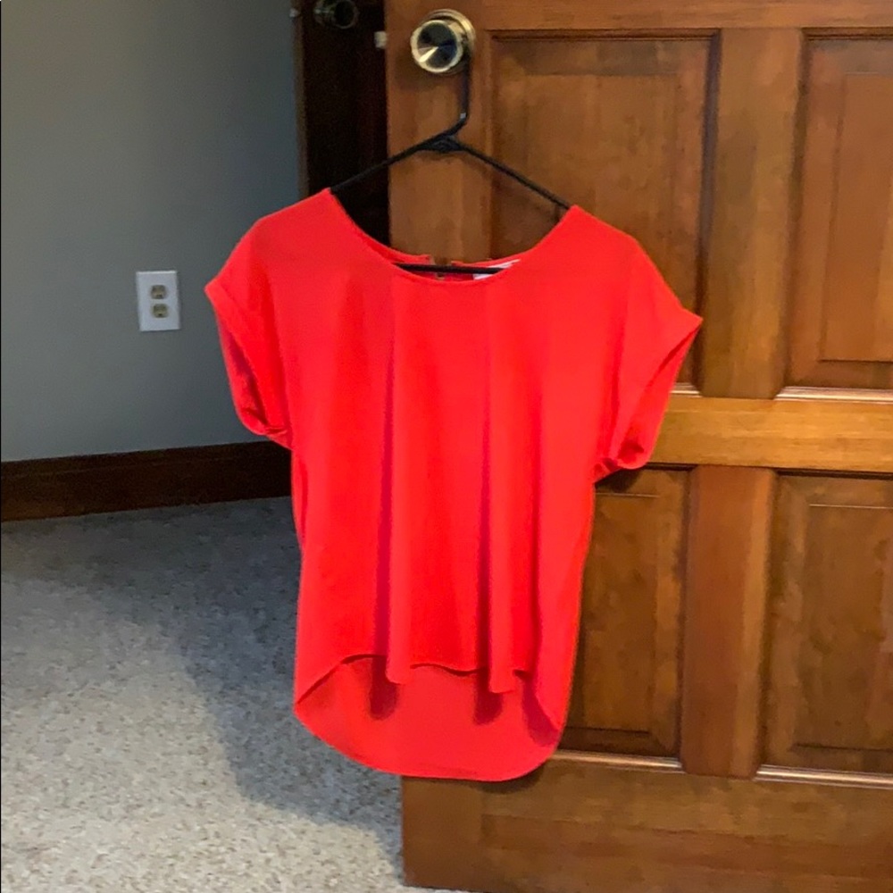 Zipper in front t-shirt
